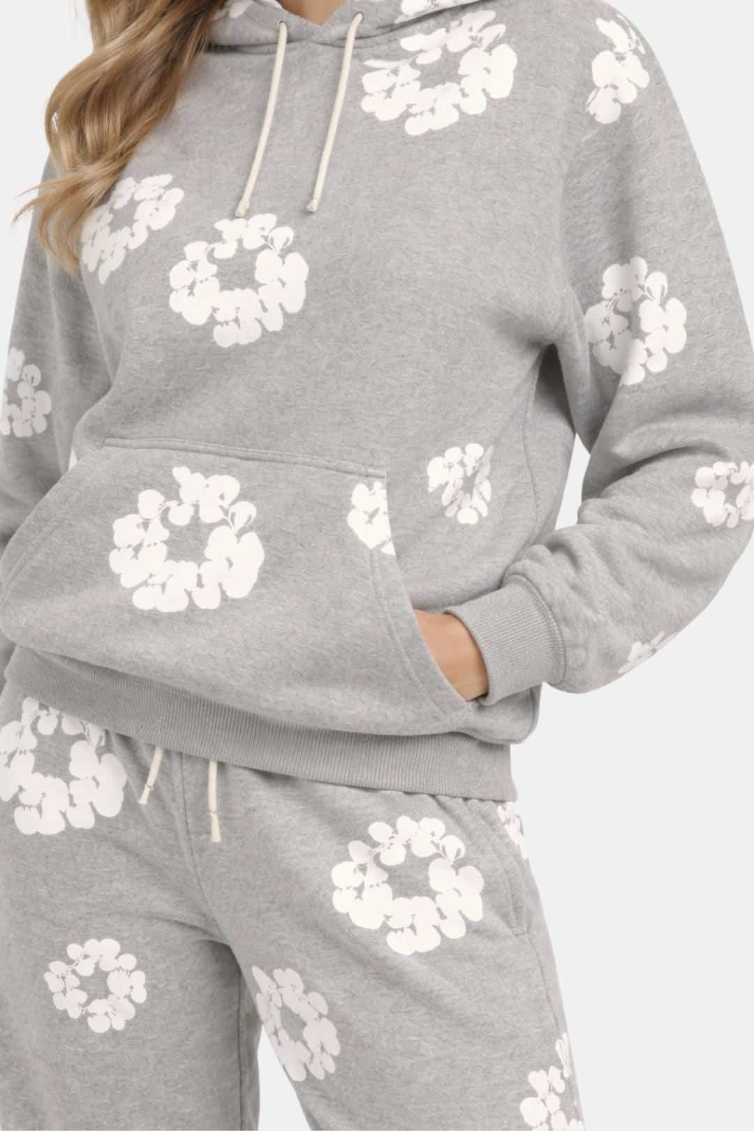 Reeva - Floral Relaxed Winter Flower Tears Tracksuit
